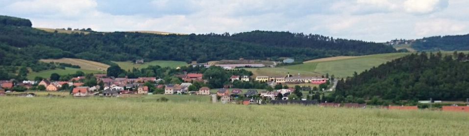 pohled na obec od Levna